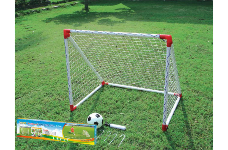 OUTDOOR PLAY BACKYARD SOCCER SET