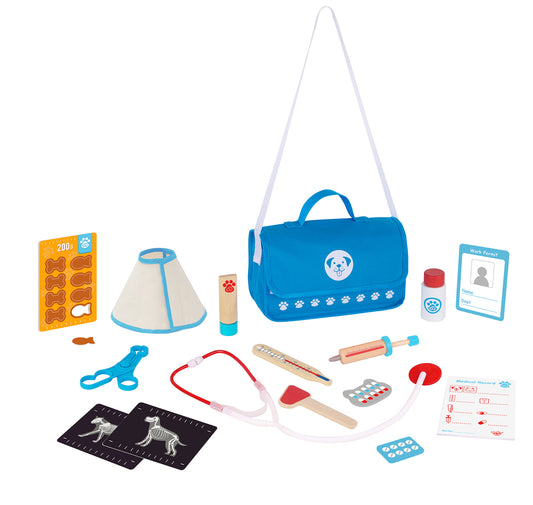 LITTLE PET VET PLAY SET IN CARRY BAG